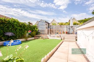 Photo 7- click for photo gallery